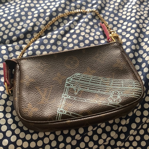 Lv mini pouchette trunks special edition - Picture 3 of 6